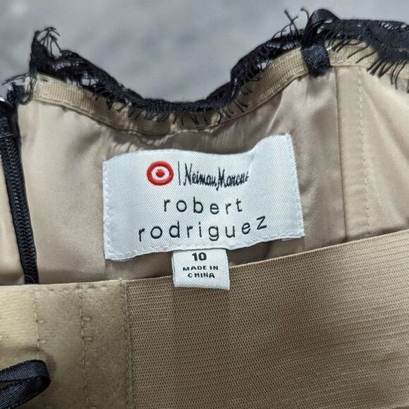 Neiman Marcus Robert Rodriguez Size 10 Black Lace Knee-lengthDress - Picture 8 of 9